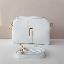 Lataa kuva Galleria-katseluun, LISA crossbody nahkalaukku