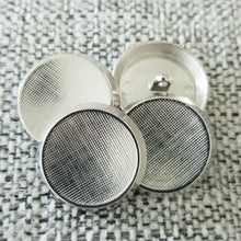 Lataa kuva Galleria-katseluun, Tyylikäs laseroitu Takin,-Jakun-nappia. Takaa onto jotta metallinappista tulee kevyempi.

Väri on kirkas hopea, pinta laseroitu koko 25mm.

reunan paksuus 4mm
